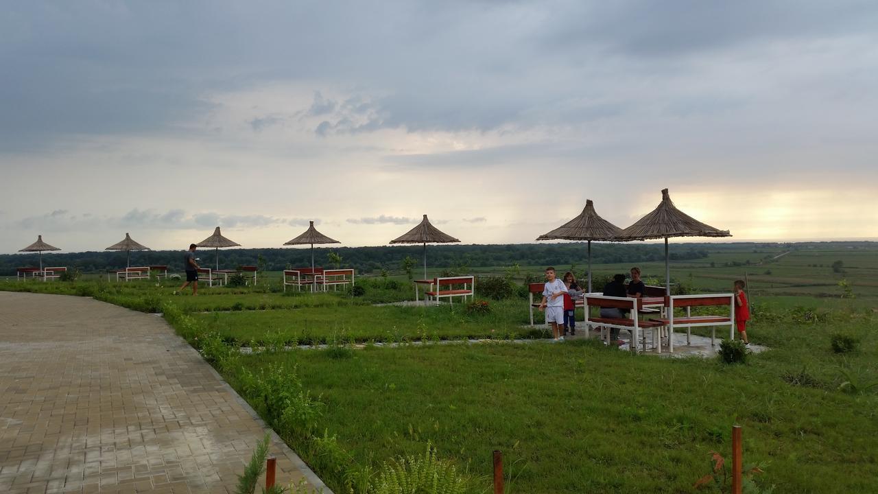 Panorama Guesthouse Bashtove Luaran gambar